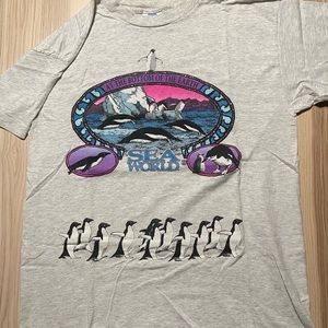 Vintage Sea World Penguin Ocean Earth‎ SS Shirt